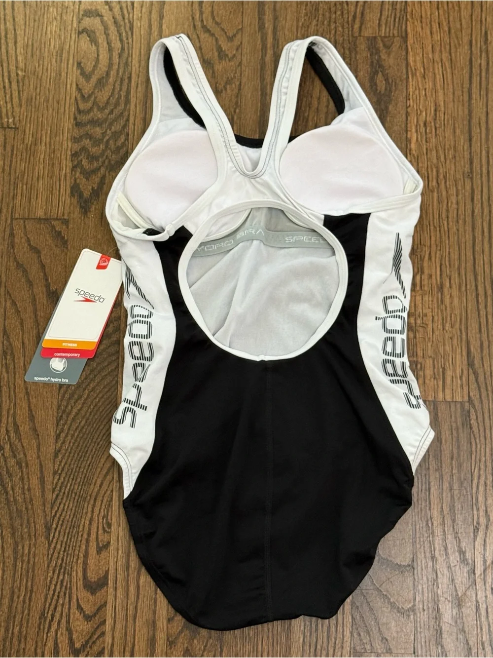 NWT Speedo Hydro Bar Black and White Racerback One-Piece Swimsuit Size 3/4